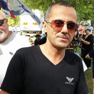 עדות על יפים וייץ